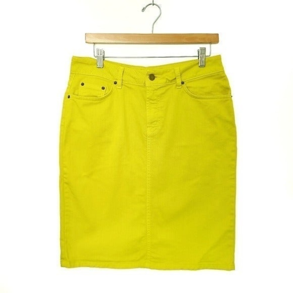 Yellow denim skirt